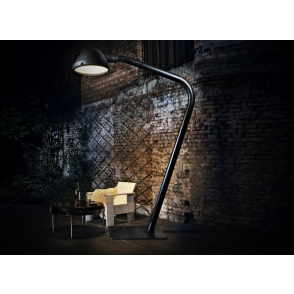 The Outsider Floorlamp 