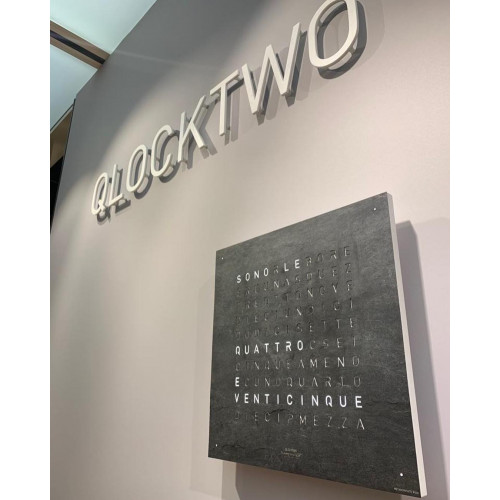 Qlocktwo Classic Creator’s Edition Metamorphite