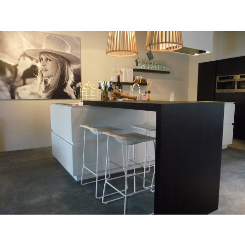 Gastronome Showroommodel Keuken: Complete exclusieve keuken. Inclusief inbouwapparatuur. 