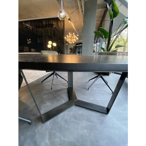 Pero tafel Showroommodel (6-7 persoons)