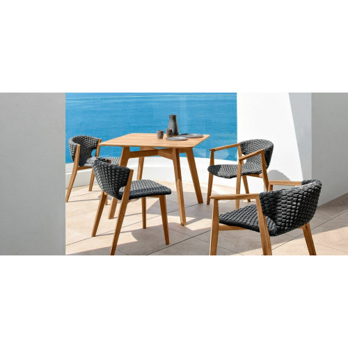 Knit armchair 