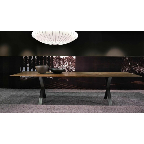 LAX table - extendable 