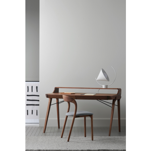 Neva light chair 