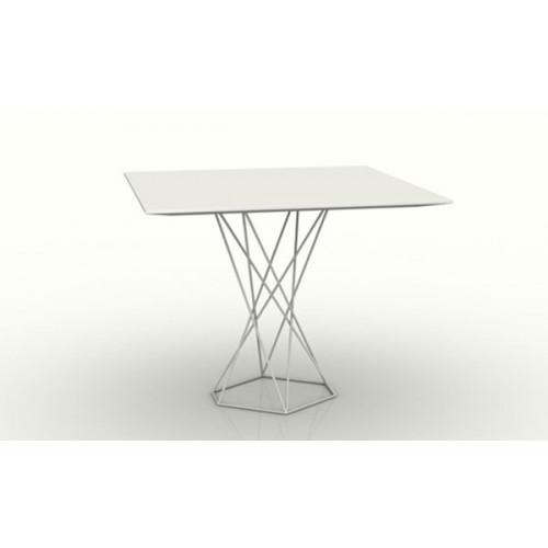 Vondom Faz table